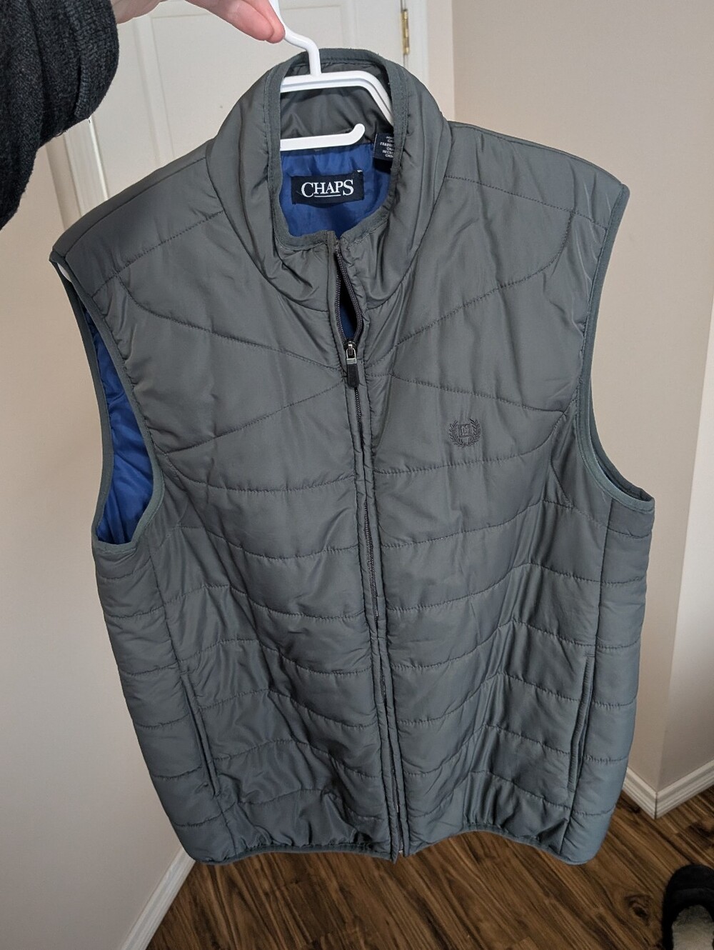 Chaps Quilted Gray Vest with Blue Lining
